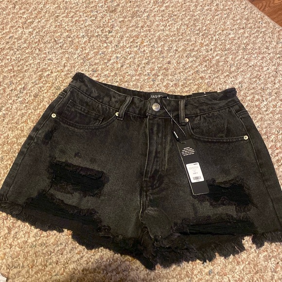 Brand new black denim shorts - Picture 1 of 3